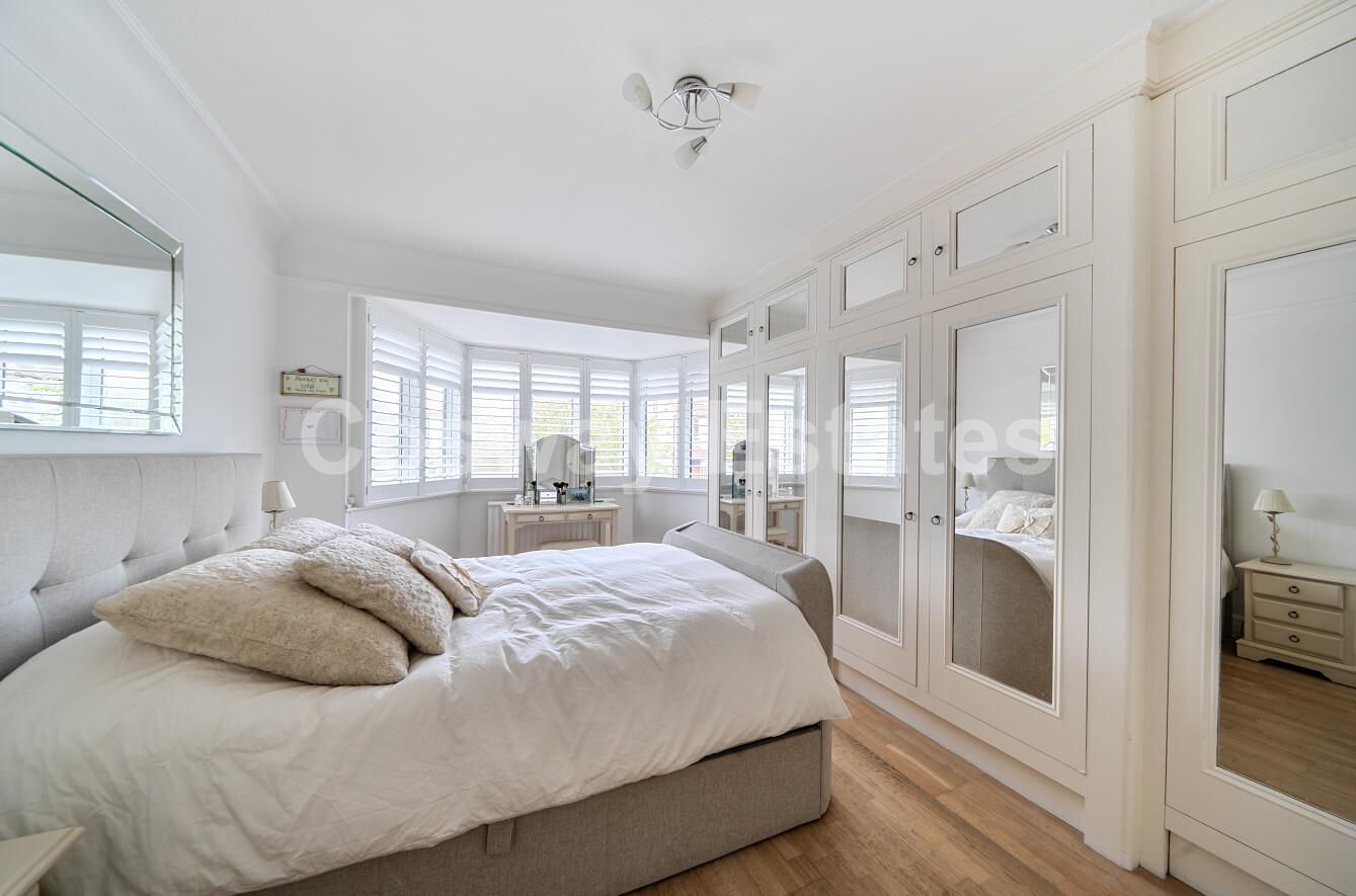 Tithe Walk, Mill Hill, NW7, London